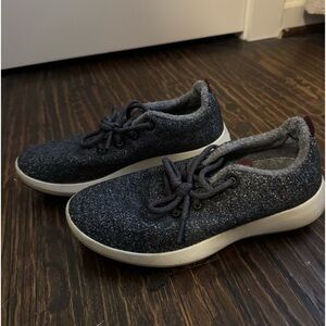 Grey allbird tennis shoes